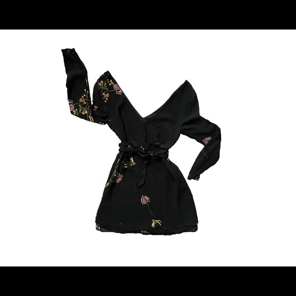 GUC Little Moon size 0 mini dress - Picture 2 of 4